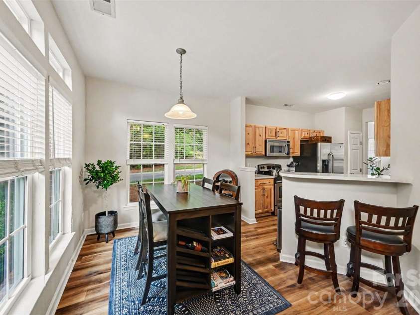 929 Coolsprings Lane, Rock Hill, SC 29730.  MLS# CAR4398665, YatesRealty ID 34659. Dining area