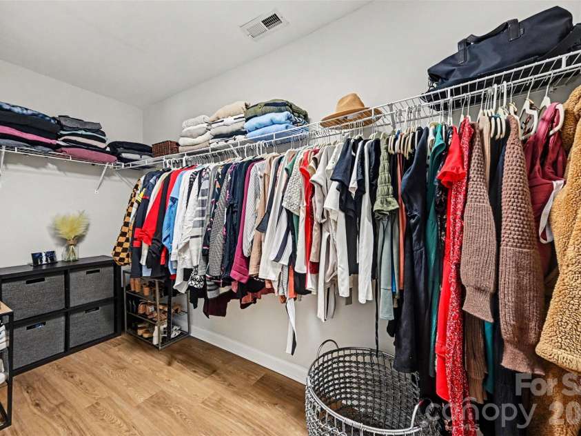 929 Coolsprings Lane, Rock Hill, SC 29730.  MLS# CAR4398665, YatesRealty ID 34659. Primary Closet