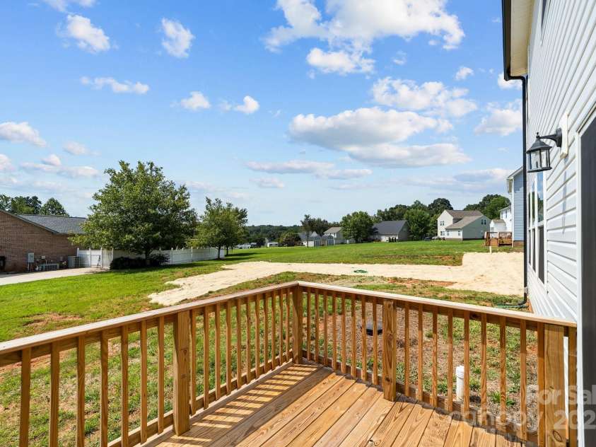 103 Dublin Court, Statesville, NC 28677.  MLS# CAR4172003, YatesRealty ID 3466. 