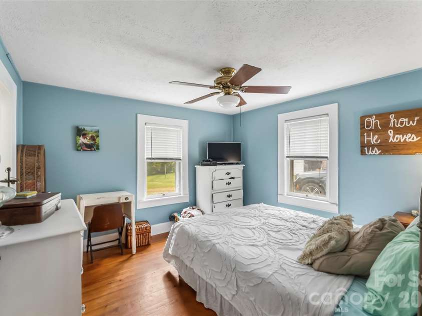 2290 US 70 Highway, Morganton, NC 28655.  MLS# CAR4310934, YatesRealty ID 3466. 
