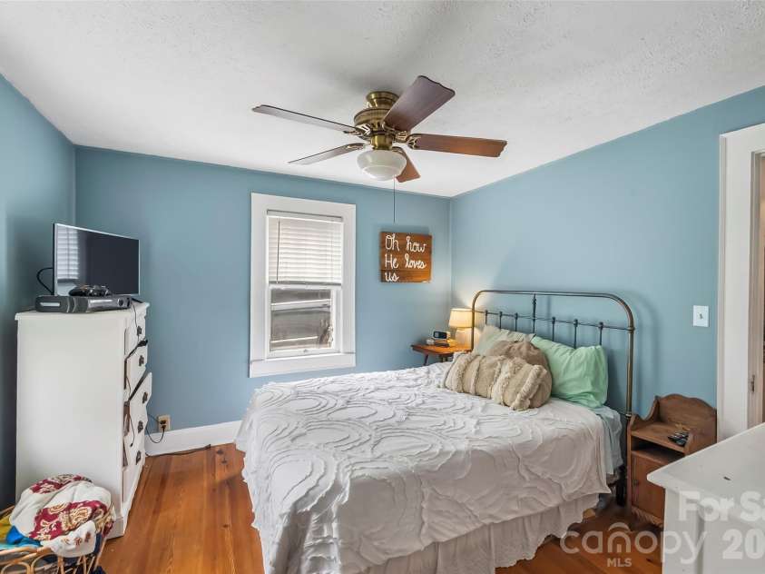 2290 US 70 Highway, Morganton, NC 28655.  MLS# CAR4310934, YatesRealty ID 3466. 