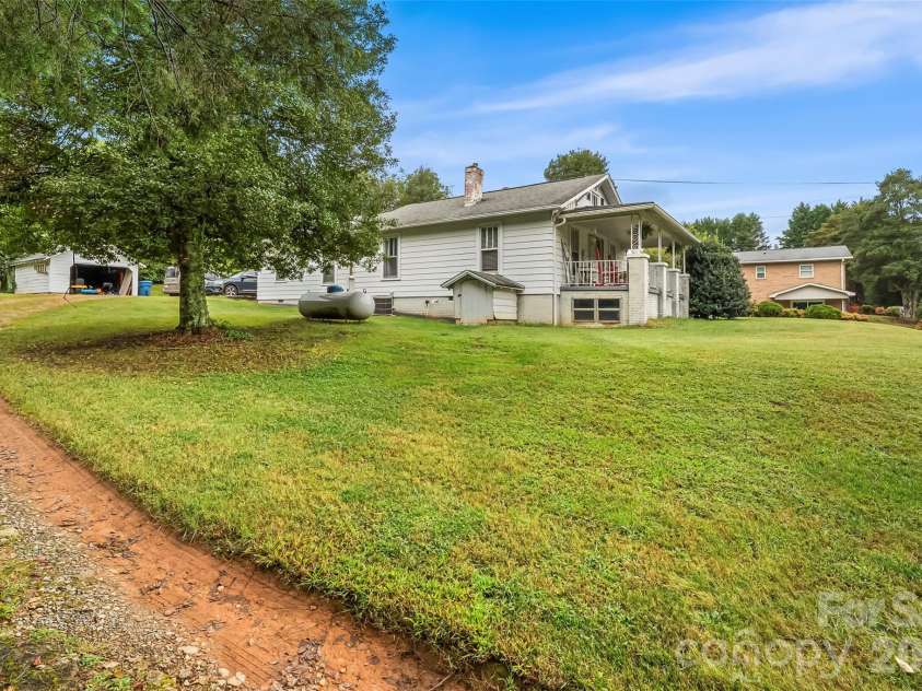 2290 US 70 Highway, Morganton, NC 28655.  MLS# CAR4310934, YatesRealty ID 3466. 