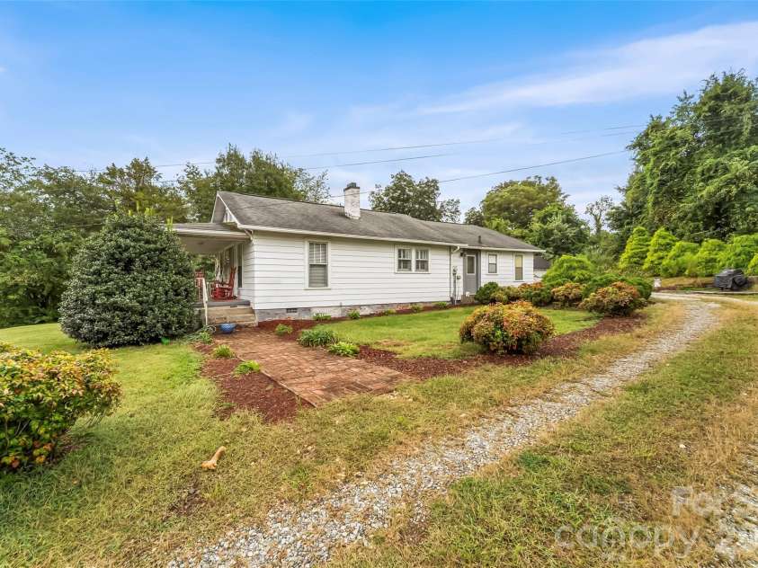 2290 US 70 Highway, Morganton, NC 28655.  MLS# CAR4310934, YatesRealty ID 3466. 