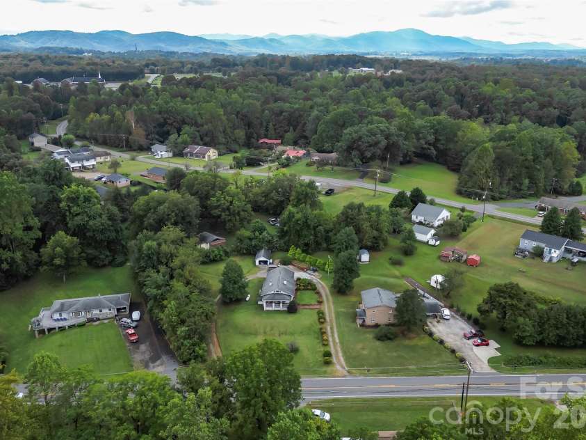 2290 US 70 Highway, Morganton, NC 28655.  MLS# CAR4310934, YatesRealty ID 3466. 
