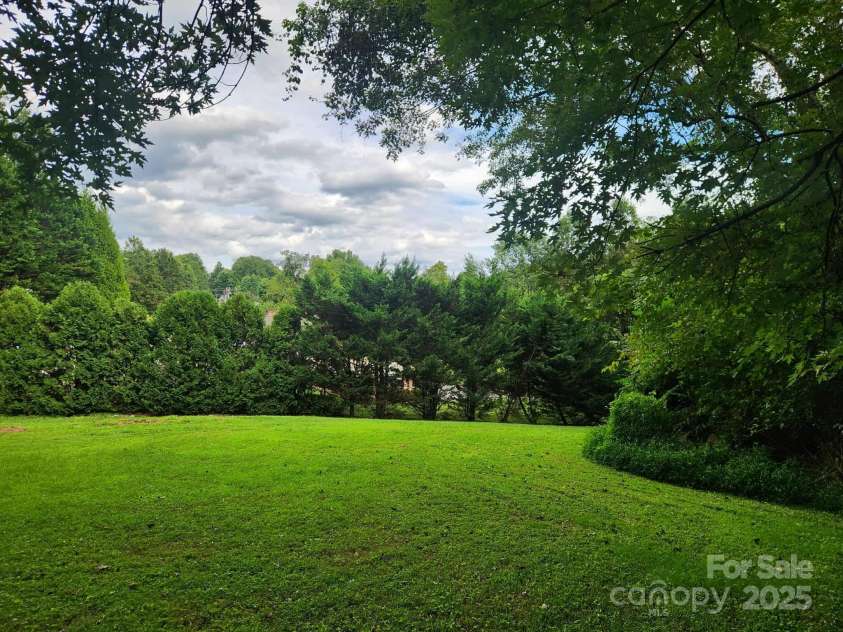 1309 Winfield Place, Lenoir, NC 28645.  MLS# CAR4296746, YatesRealty ID 34661. 