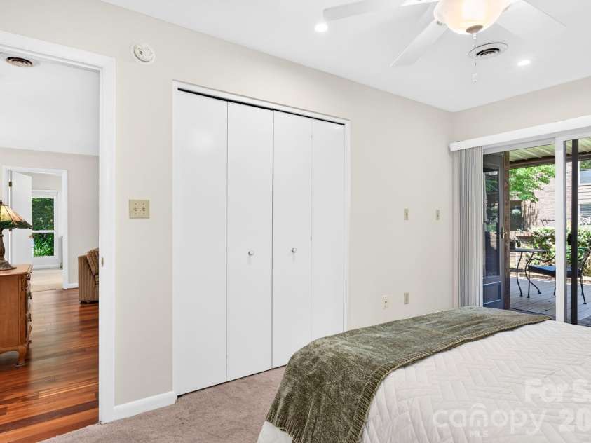 43 Ravencroft Lane, Asheville, NC 28803.  MLS# CAR4398624, YatesRealty ID 34664. Access to Covered Patio