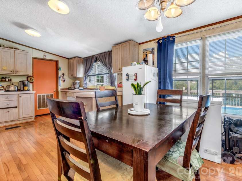 147 High Valley Estates Drive, Alexander, NC 28701.  MLS# CAR4399897, YatesRealty ID 34666. 