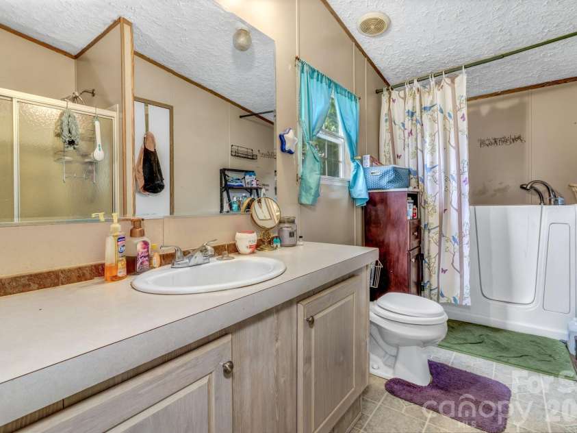 147 High Valley Estates Drive, Alexander, NC 28701.  MLS# CAR4399897, YatesRealty ID 34666. 