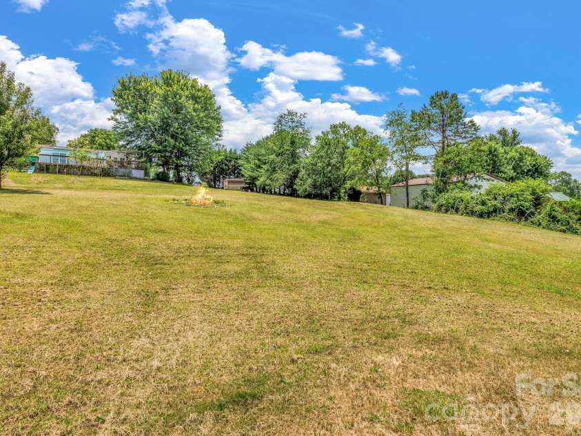 147 High Valley Estates Drive, Alexander, NC 28701.  MLS# CAR4399897, YatesRealty ID 34666. 