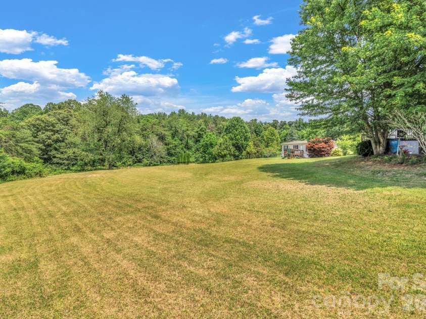 147 High Valley Estates Drive, Alexander, NC 28701.  MLS# CAR4399897, YatesRealty ID 34666. 