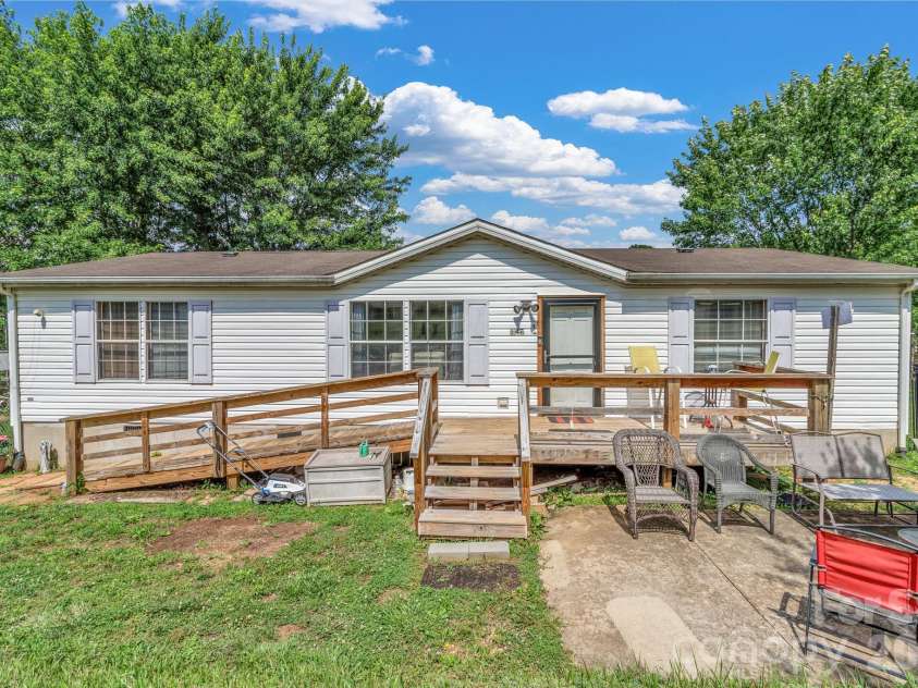 147 High Valley Estates Drive, Alexander, NC 28701.  MLS# CAR4399897, YatesRealty ID 34666. 