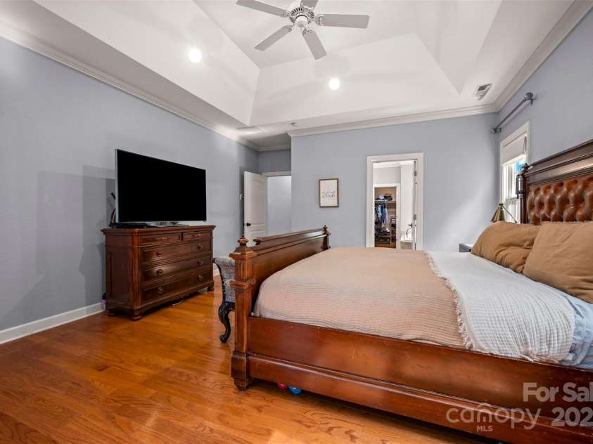 184 Duncan Estate Drive, Fletcher, NC 28732.  MLS# CAR4294135, YatesRealty ID 34666. 