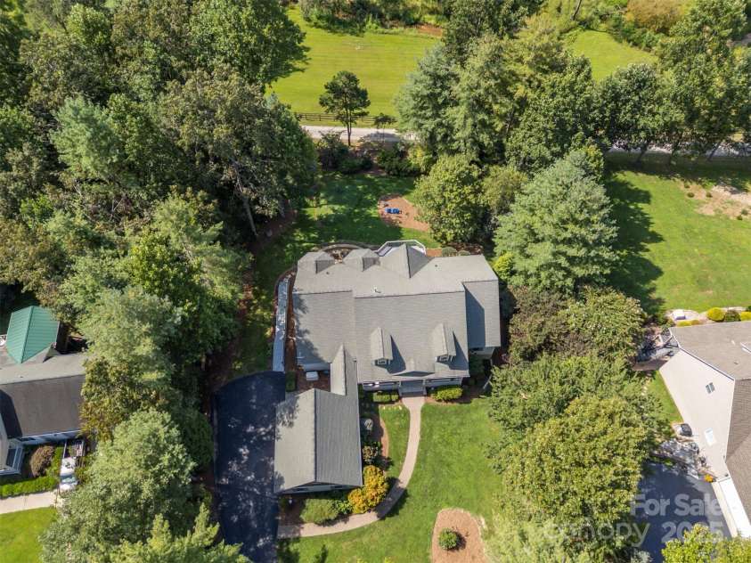 184 Duncan Estate Drive, Fletcher, NC 28732.  MLS# CAR4294135, YatesRealty ID 34666. 