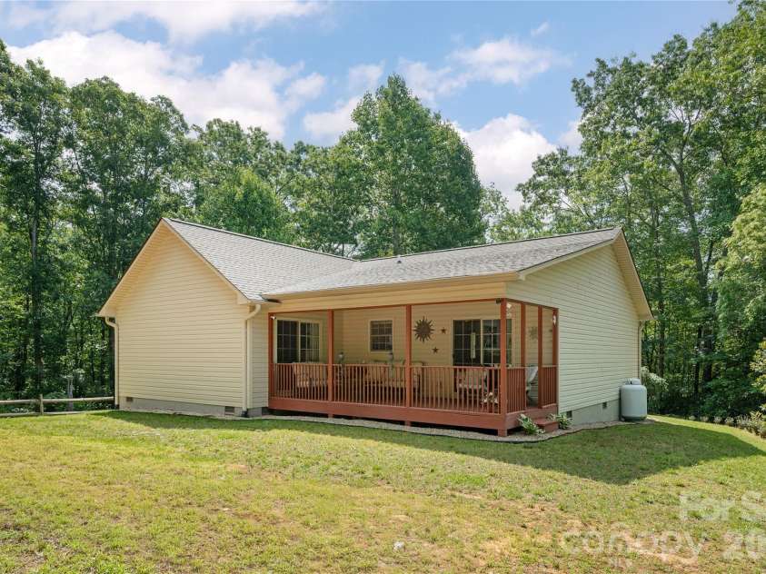 59 Smalltown Trail, Brevard, NC 28712.  MLS# CAR4399123, YatesRealty ID 34667. Back Yard
