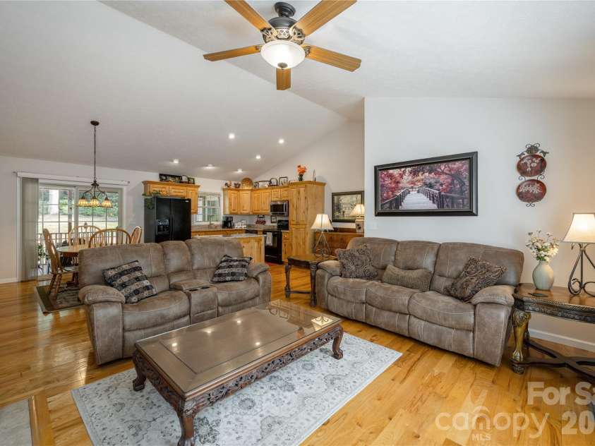 59 Smalltown Trail, Brevard, NC 28712.  MLS# CAR4399123, YatesRealty ID 34667. Cozy Living Room