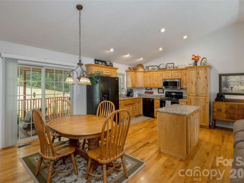 59 Smalltown Trail, Brevard, NC 28712.  MLS# CAR4399123, YatesRealty ID 34667. Dining Room