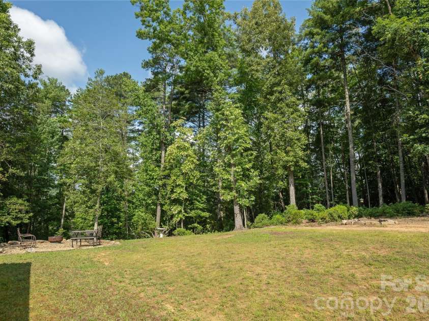 59 Smalltown Trail, Brevard, NC 28712.  MLS# CAR4399123, YatesRealty ID 34667. Mature Landscaping