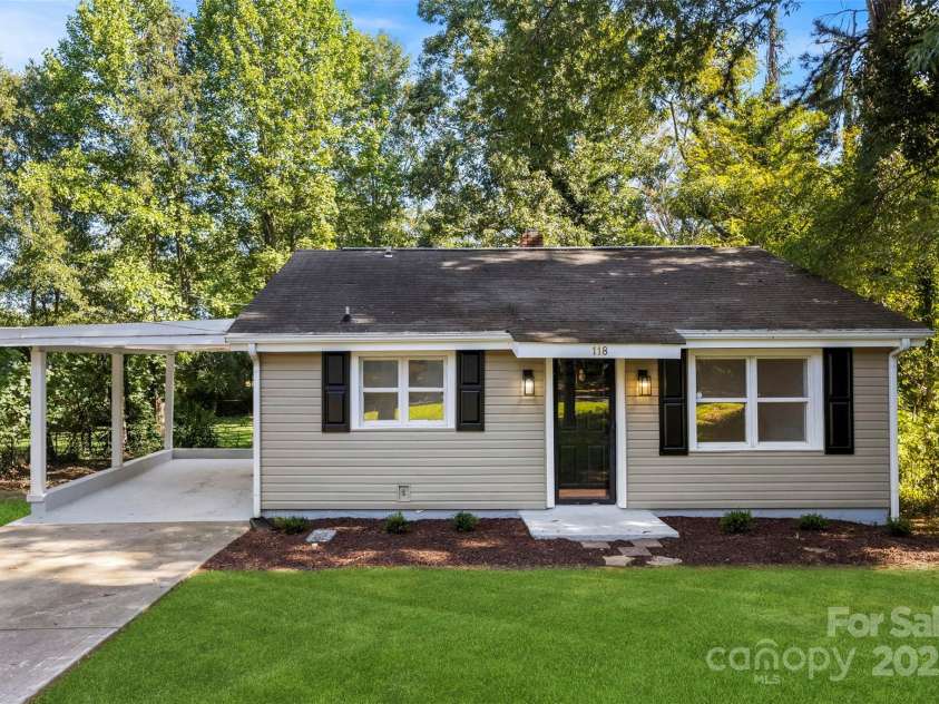 118 Lackey Street, Kings Mountain, NC 28086.  MLS# CAR4296865, YatesRealty ID 34669. 