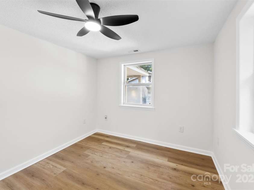 118 Lackey Street, Kings Mountain, NC 28086.  MLS# CAR4296865, YatesRealty ID 34669. 