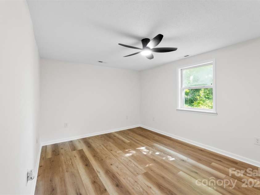 118 Lackey Street, Kings Mountain, NC 28086.  MLS# CAR4296865, YatesRealty ID 34669. 