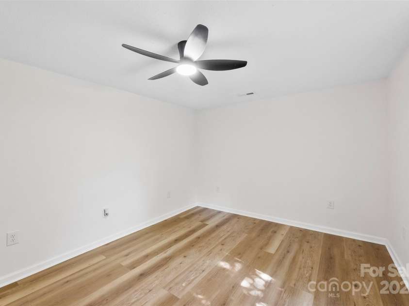 118 Lackey Street, Kings Mountain, NC 28086.  MLS# CAR4296865, YatesRealty ID 34669. 