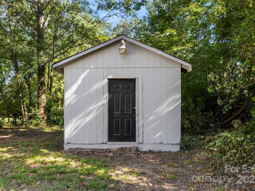 118 Lackey Street, Kings Mountain, NC 28086.  MLS# CAR4296865, YatesRealty ID 34669. 