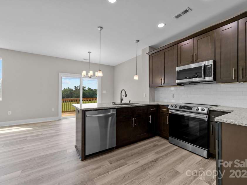 107 Dublin Court, Statesville, NC 28677.  MLS# CAR4172031, YatesRealty ID 3467. 