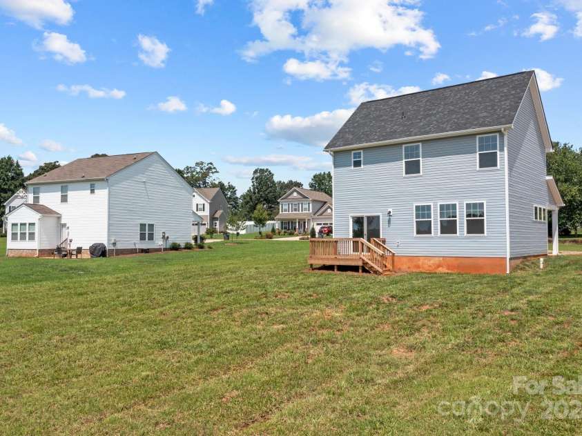 107 Dublin Court, Statesville, NC 28677.  MLS# CAR4172031, YatesRealty ID 3467. 