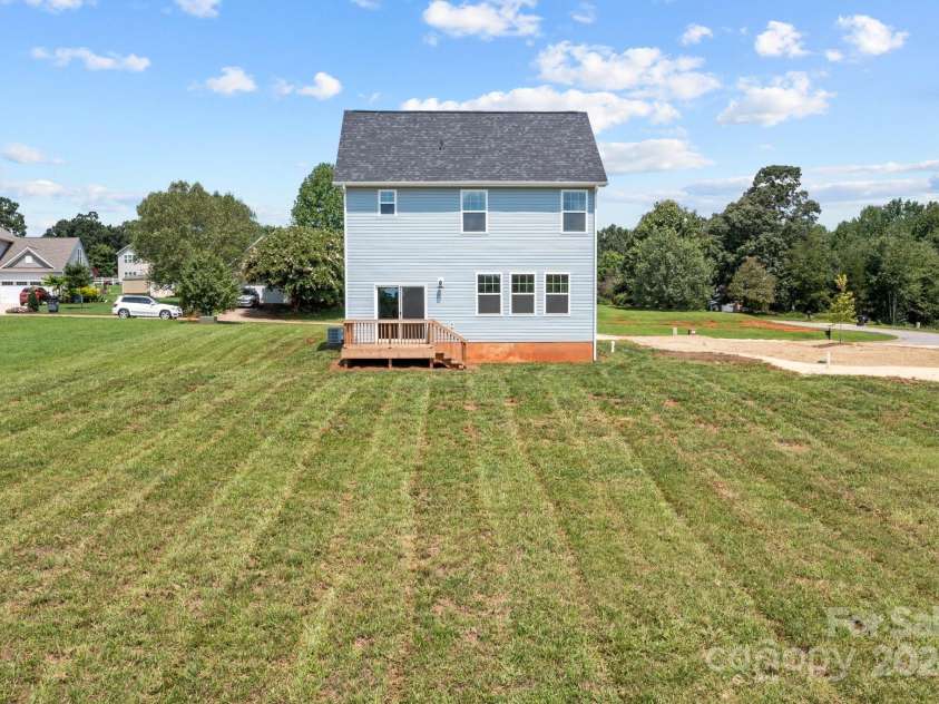 107 Dublin Court, Statesville, NC 28677.  MLS# CAR4172031, YatesRealty ID 3467. 