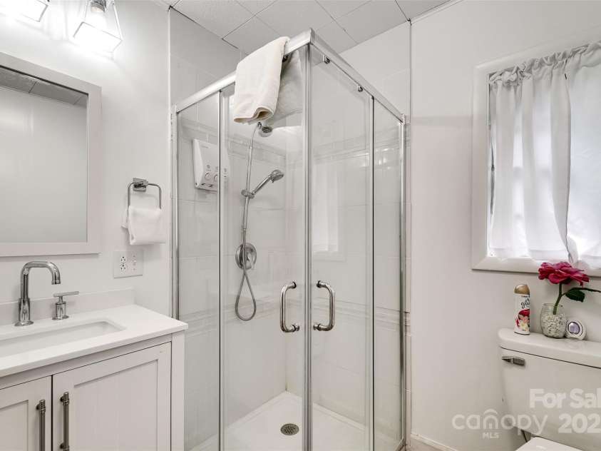 34 Kadie Lane, Topton, NC 28781.  MLS# CAR4296468, YatesRealty ID 34671. 