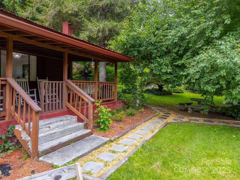 34 Kadie Lane, Topton, NC 28781.  MLS# CAR4296468, YatesRealty ID 34671. 