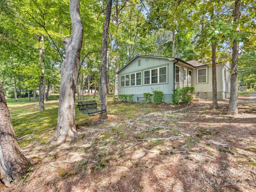 4875 Moore Street, Sherrills Ford, NC 28673.  MLS# CAR4296613, YatesRealty ID 34672. 