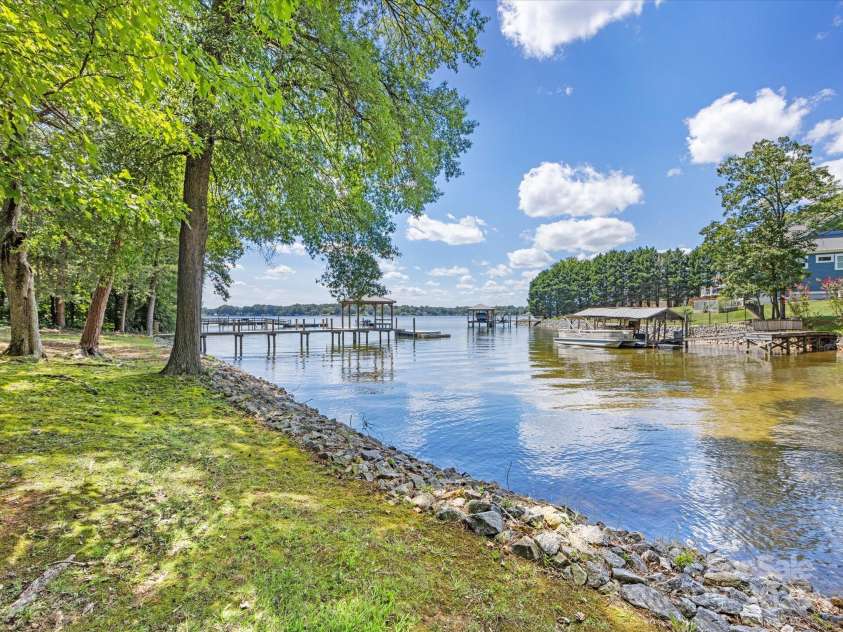 4875 Moore Street, Sherrills Ford, NC 28673.  MLS# CAR4296613, YatesRealty ID 34672. 