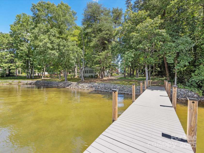 4875 Moore Street, Sherrills Ford, NC 28673.  MLS# CAR4296613, YatesRealty ID 34672. 