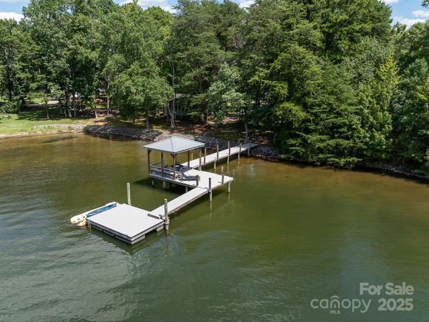 4875 Moore Street, Sherrills Ford, NC 28673.  MLS# CAR4296613, YatesRealty ID 34672. 