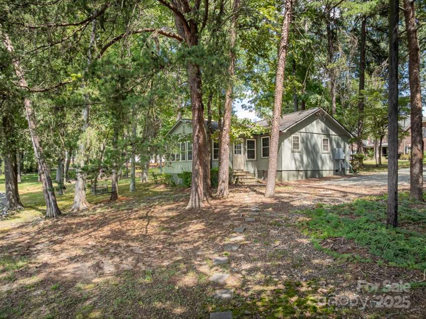 4875 Moore Street, Sherrills Ford, NC 28673.  MLS# CAR4296613, YatesRealty ID 34672. 