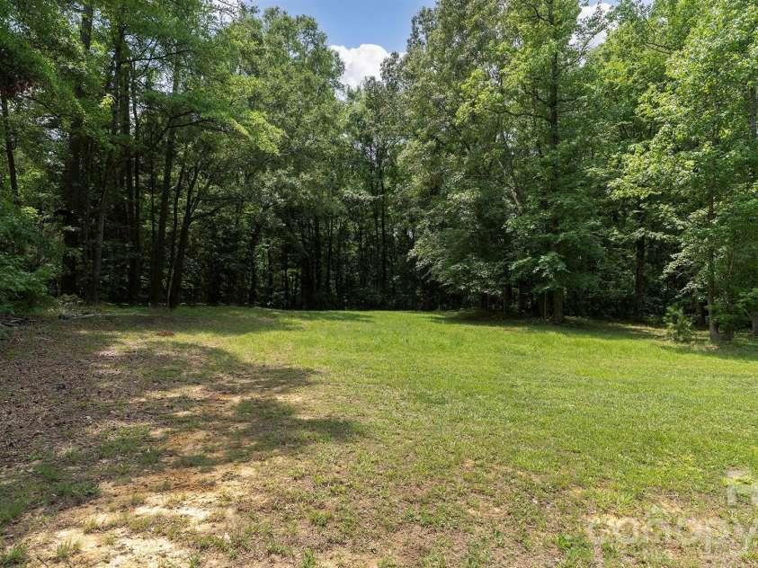 7816 Lane Drive, Charlotte, NC 28212.  MLS# CAR4398982, YatesRealty ID 34672. 