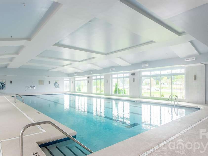 8218 Festival Way, Charlotte, NC 28215.  MLS# CAR4295289, YatesRealty ID 34673. 