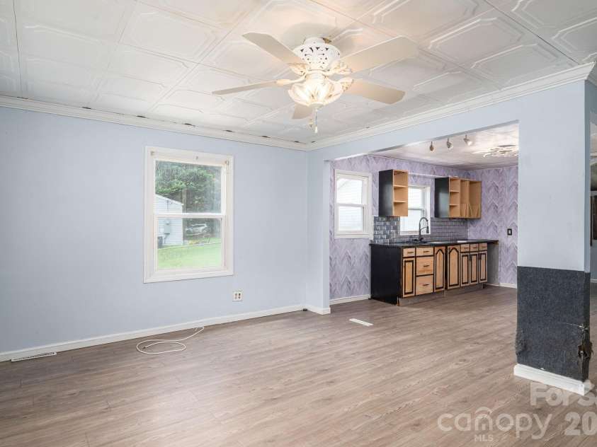 2639 Springbrook Circle, Gastonia, NC 28052.  MLS# CAR4399942, YatesRealty ID 34674. 