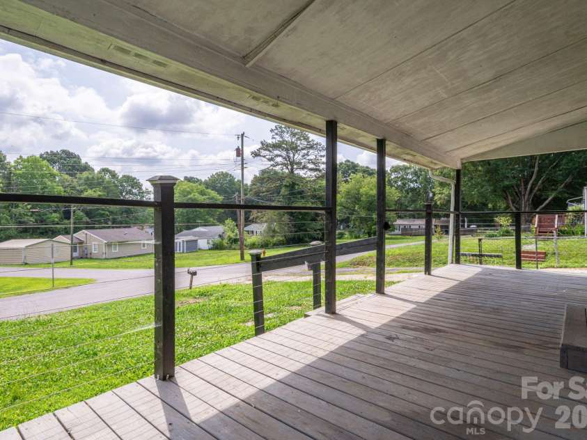 2639 Springbrook Circle, Gastonia, NC 28052.  MLS# CAR4399942, YatesRealty ID 34674. 