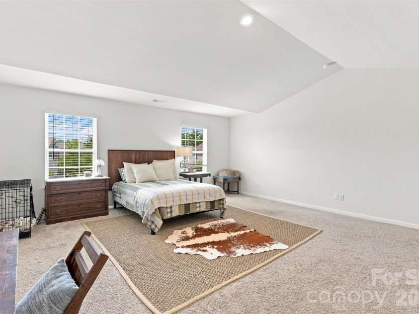 5120 Briscoe Drive, Charlotte, NC 28214.  MLS# CAR4399632, YatesRealty ID 34677. 