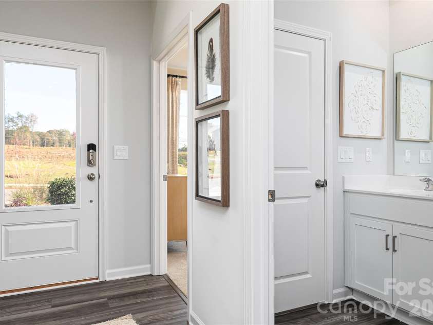 6407 Ludell Lane, Charlotte, NC 28215.  MLS# CAR4399975, YatesRealty ID 34678. Example Photo