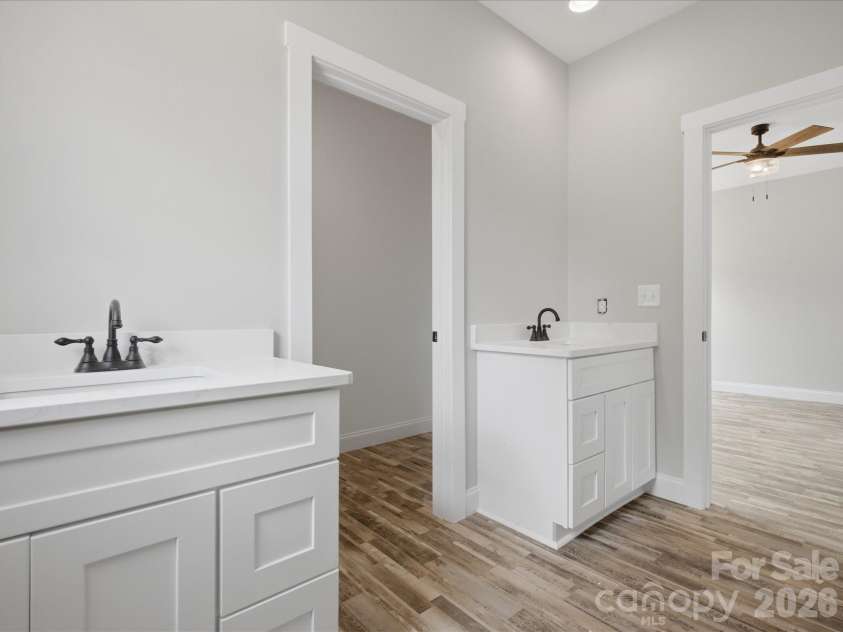 1432 Blackbird Drive, Clover, SC 29710.  MLS# CAR4399128, YatesRealty ID 34679. 