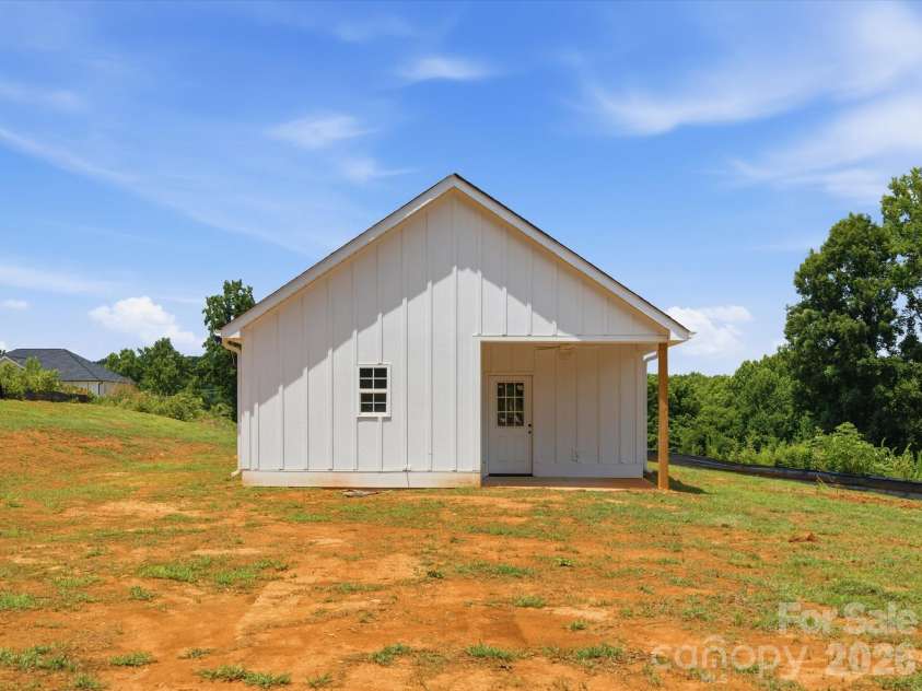 1432 Blackbird Drive, Clover, SC 29710.  MLS# CAR4399128, YatesRealty ID 34679. 
