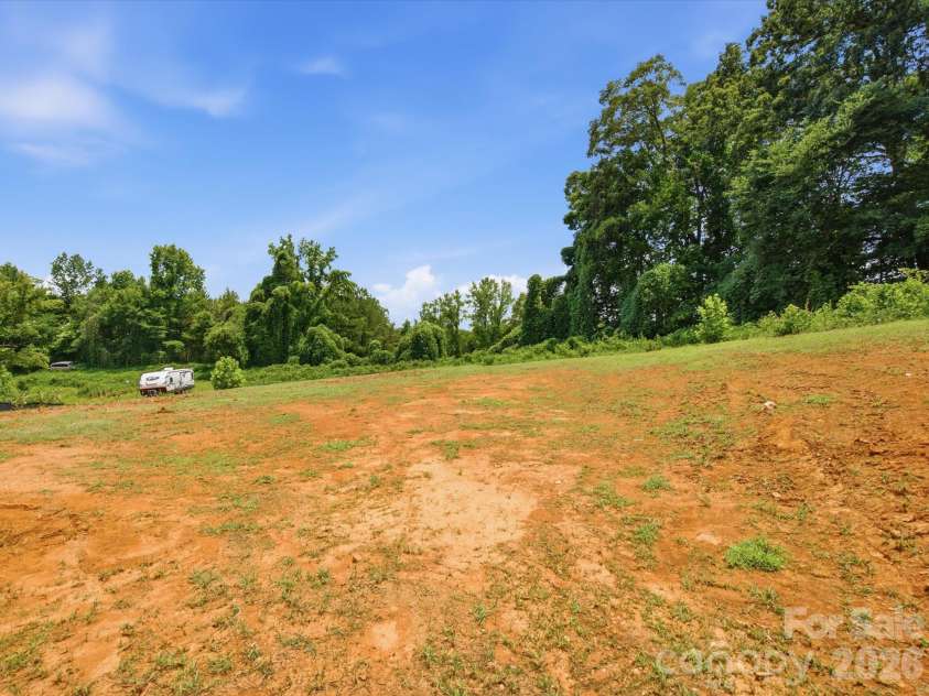 1432 Blackbird Drive, Clover, SC 29710.  MLS# CAR4399128, YatesRealty ID 34679. 
