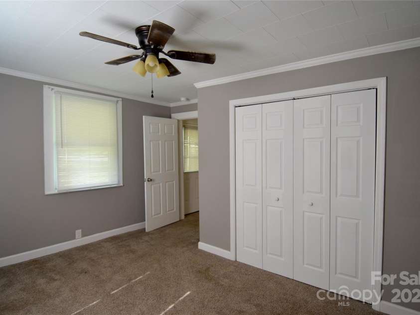 146 Fourth C Street, Marion, NC 28752.  MLS# CAR4295737, YatesRealty ID 34679. BR1