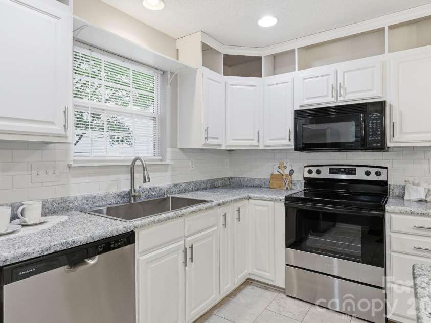 8230 Rudolph Road, Charlotte, NC 28216.  MLS# CAR4389639, YatesRealty ID 3468. 