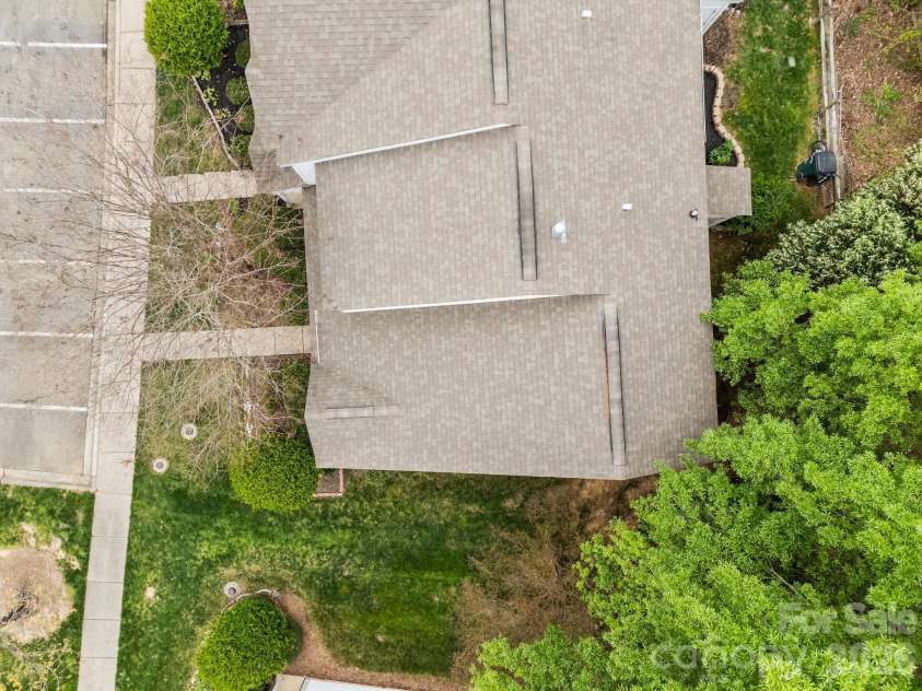 8230 Rudolph Road, Charlotte, NC 28216.  MLS# CAR4389639, YatesRealty ID 3468. 