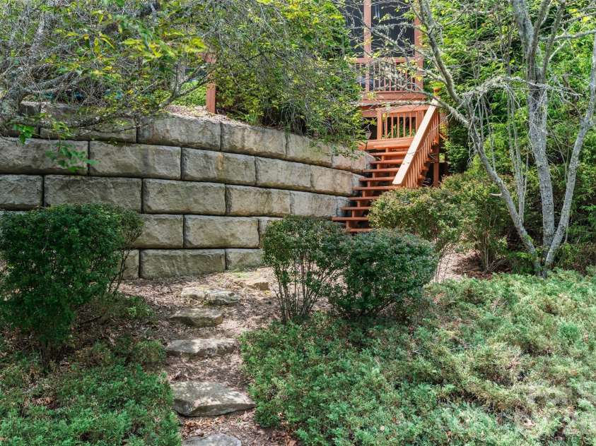 51 Duya Court, Brevard, NC 28712.  MLS# CAR4384643, YatesRealty ID 34680. 
