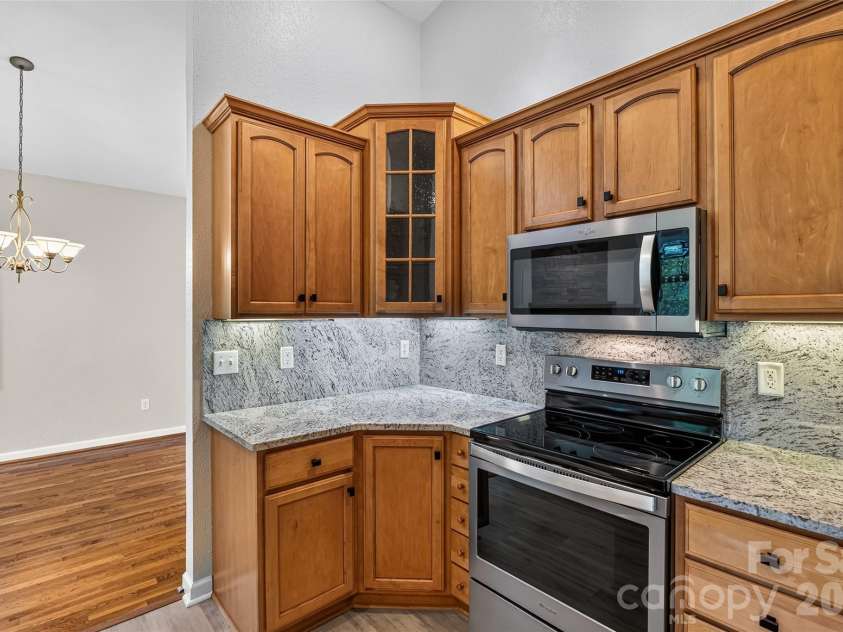 51 Duya Court, Brevard, NC 28712.  MLS# CAR4384643, YatesRealty ID 34680. 